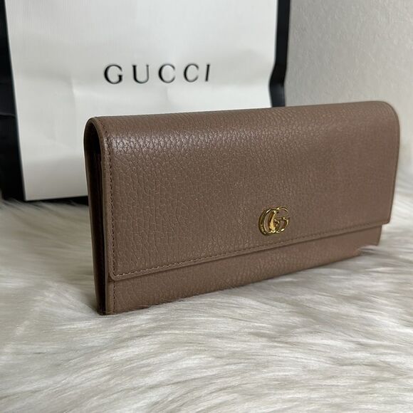 💯Authentic Gucci Zipped Around Long Wallet 🍀 - Picture 4 of 16